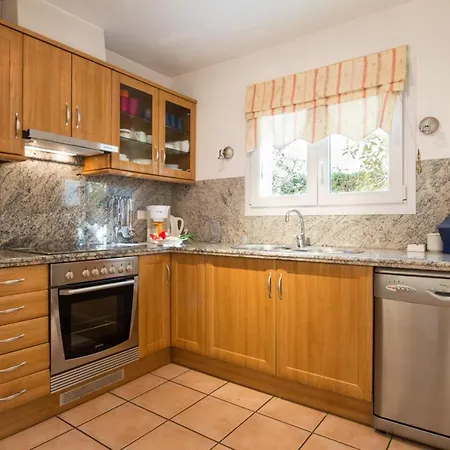 Abahana Villas Sandra בית נופש קלפה