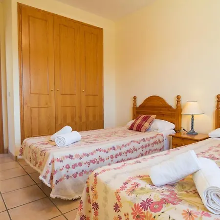 Abahana Villas Sandra קלפה