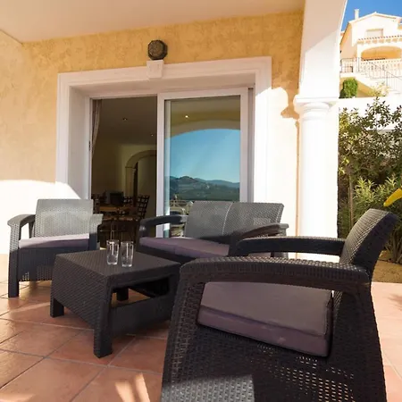 Abahana Villas Sandra *