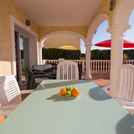 Abahana Villas Sandra בית נופש קלפה